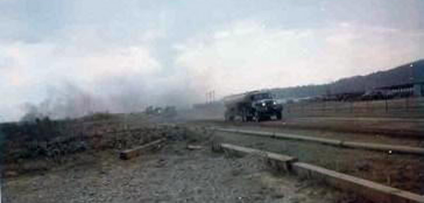 2041_1968__convoy_returning_to_an_khe